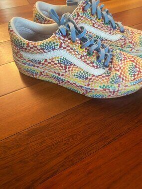 Vans old skool Platform Pride size 7 women’s Canvas Sneakers